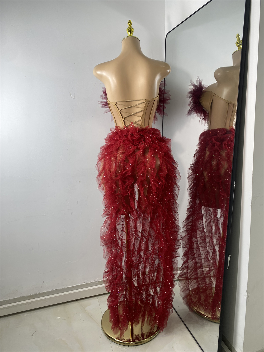 Ensemble deux pièces Sexy sans bretelles à volants pour femmes, robe longue à fente haute, nouvelle mode tendance, discothèque, fête d'anniversaire, tenue de scène