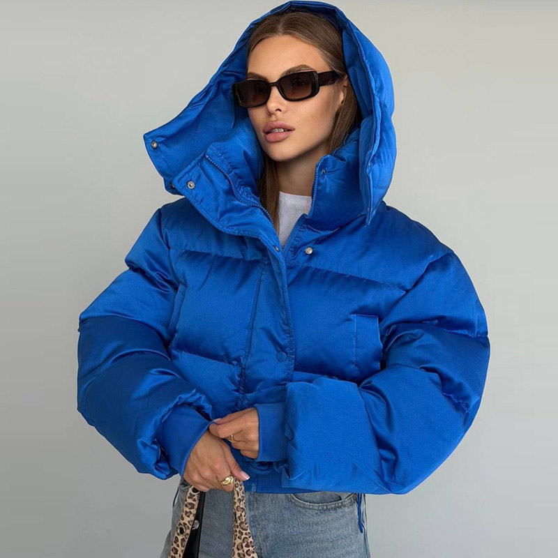 Veste courte matelassée en coton pour femme avec col Peter Pan, manches bouffantes, ourlet incurvé et grands boutons – Collection Quotidienne 2026