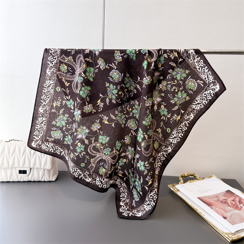 65*65 cm imprimé fleuri petit coton sensation cou cravates velours carré écharpe pour femmes doux foulard dame Hijab femme cheveux bandeaux