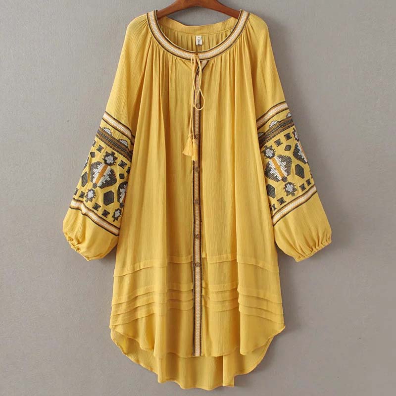Robe Boho en coton pour femmes, broderie florale, col rond, pompon, lanterne, manches longues, chemise Vintage, décontractée, vacances