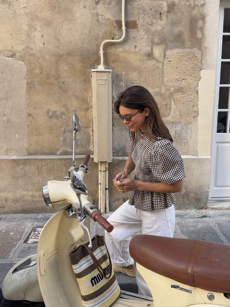 HH Chemise Vintage à Carreaux pour Femme, Élégante, à Manches Bouffantes et Col Rond à Volants, Haut Chic, Mode Féminine Été 2026, Tenue Urbaine et de Bureau