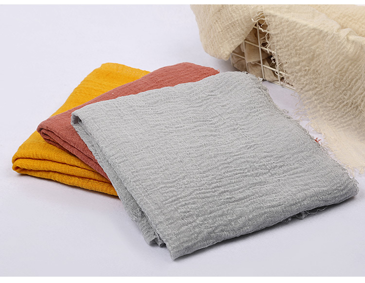 180*90 cm femmes musulmanes froissé Hijab écharpe Femme Musulman coton lin solide foulard islamique Hijab châles et enveloppes en gros
