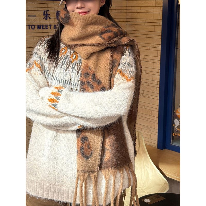 ELFSACK Y2K Écharpe à franges double face avec motif cœur léopard pour femme