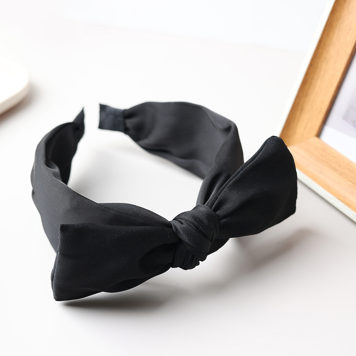 Bandeaux Turban Larges pour Femmes avec Nœud Papillon et Accessoires de Coiffure