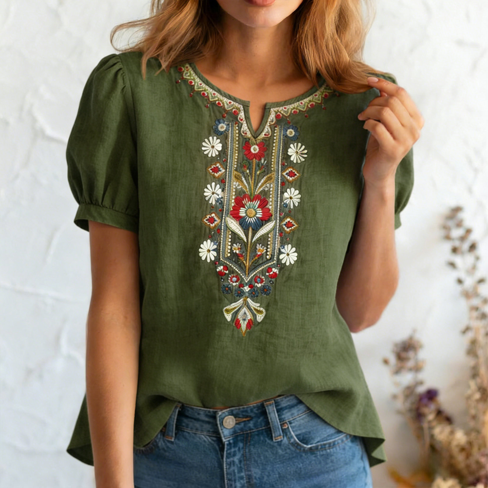 Nouveau lot de t-shirts vintage pour femmes, chemisiers décontractés fins brodés, style rétro artistique, en coton et lin respirant à manches courtes