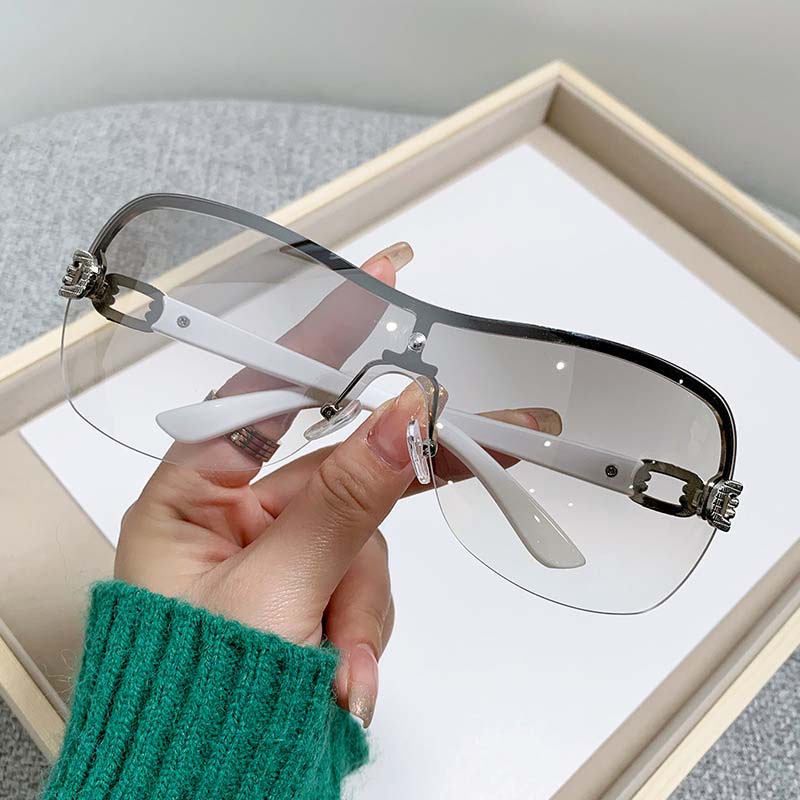 Lunettes de soleil carrées décontractées pour femmes et hommes, verres dégradés, marque de créateur, idéales pour les voyages et les activités de plein air