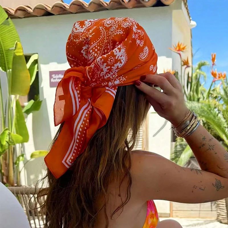 Foulard carré en Satin de soie imprimé de luxe pour femmes, châle Hijab, ruban pour cheveux, bandeau enveloppant, Bandana, nouvelle collection 2023