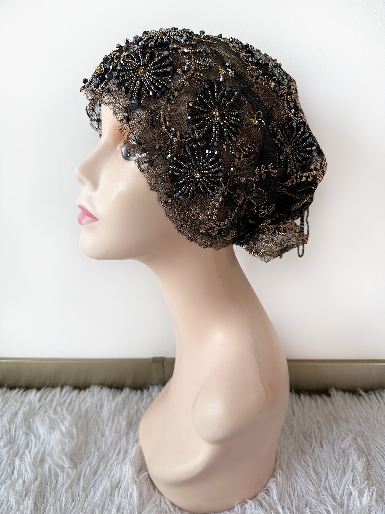 Haute qualité dentelle artisanale perlée Turban chapeau femme bandeau casquettes femmes musulmanes foulard Bonnet prêt à porter intérieur Hijabs