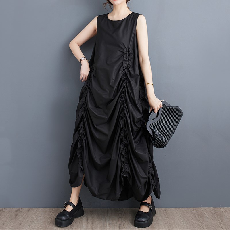 Sans manches vintage plissé nouveau en robes pour femmes décontracté ample longue robe d'été vêtements élégants 2025