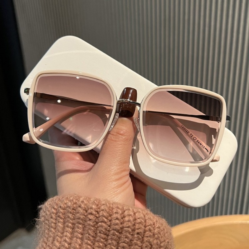 Lunettes de soleil de luxe carrées à grande monture pour femme, style vintage, pour la conduite et la ville, monture métallique, verres polygonaux