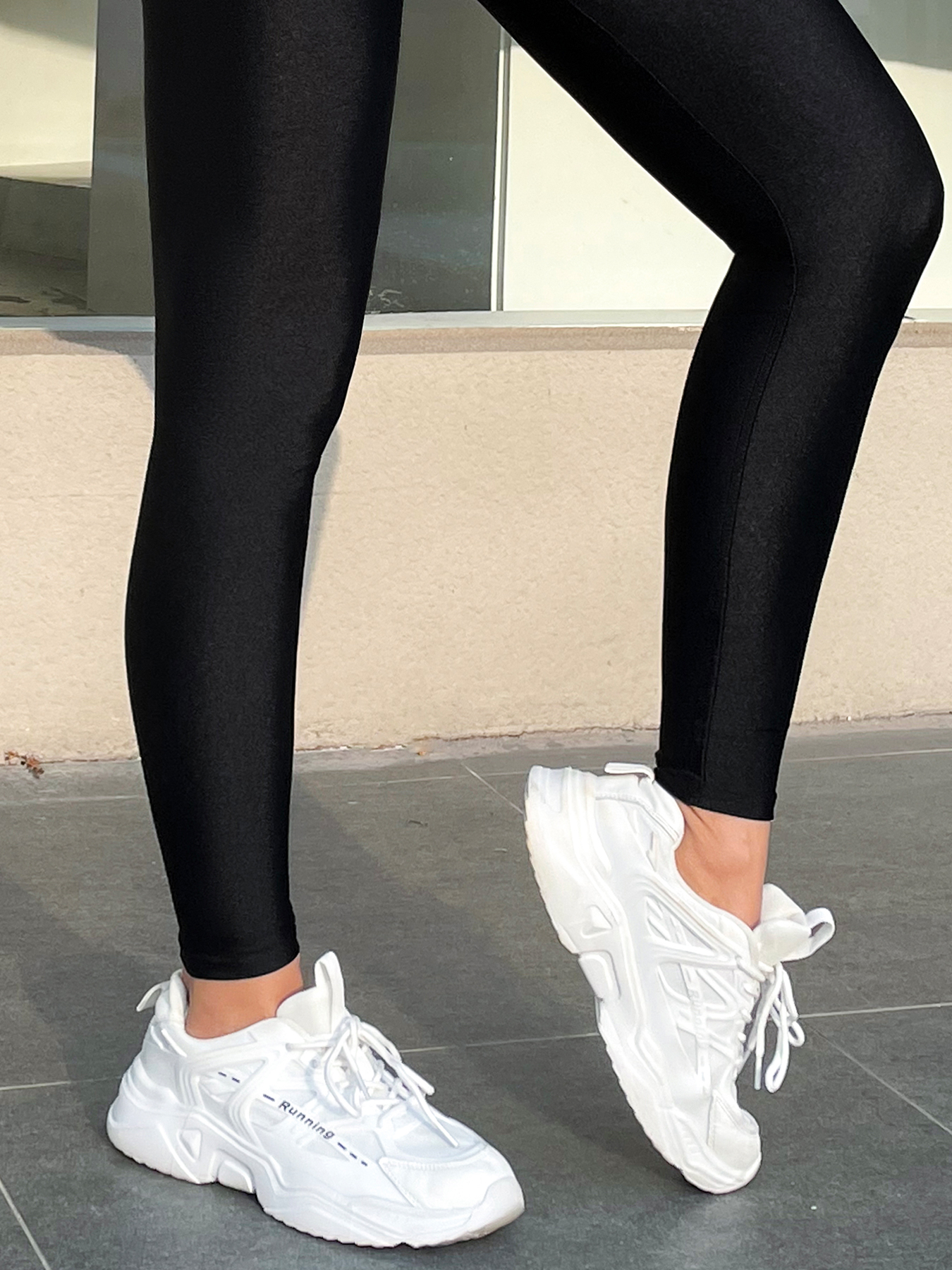 Leggings noirs taille haute, pantalon moulant à neuf points, couleur unie, amincissant, grande taille, petits pieds pour femmes, nouvelle collection
