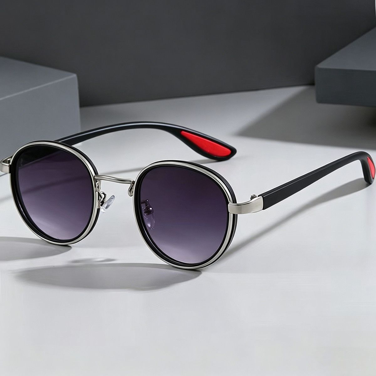 Lunettes de soleil ovales rétro pour hommes, monture en métal, protection UV tendance, accessoires solaires polyvalents