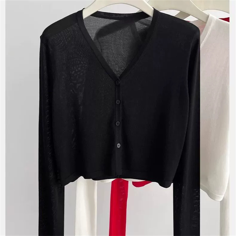 2026 Vêtements coréens pour femmes, Manteau court d'été en soie glacée, protection contre la climatisation, col en V, mode féminine