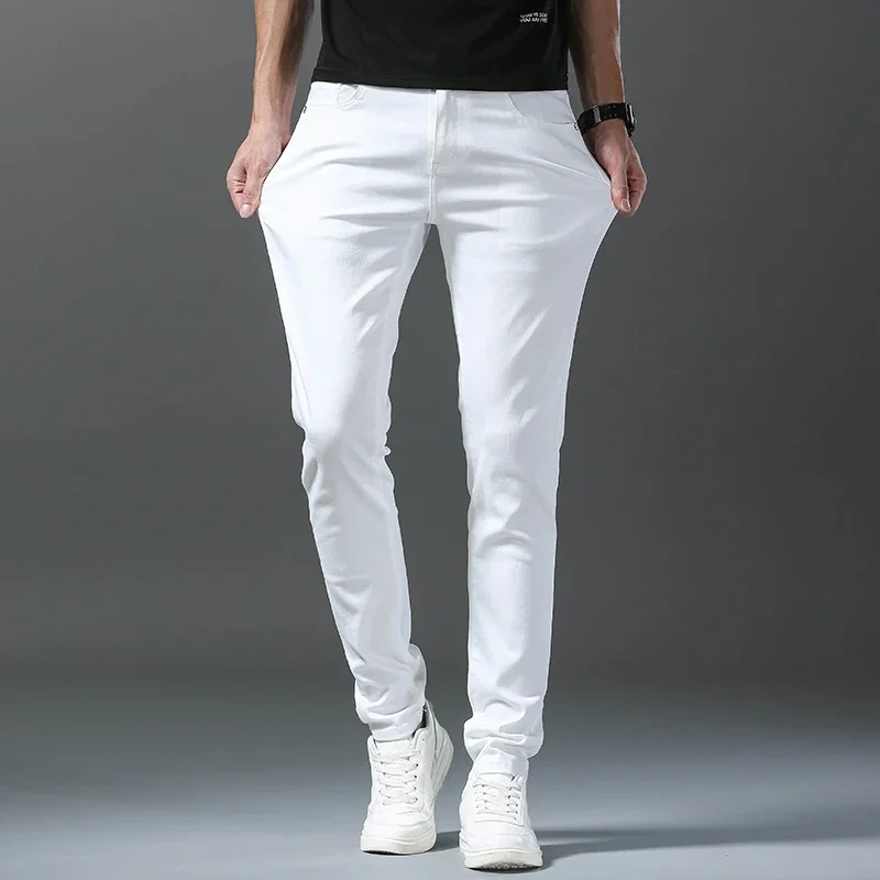 Nouveau jean slim pour homme printemps 2026, 98 % coton, blanc, extensible, coupe droite, décontracté, pantalon crayon tendance, haute qualité, vêtements masculins