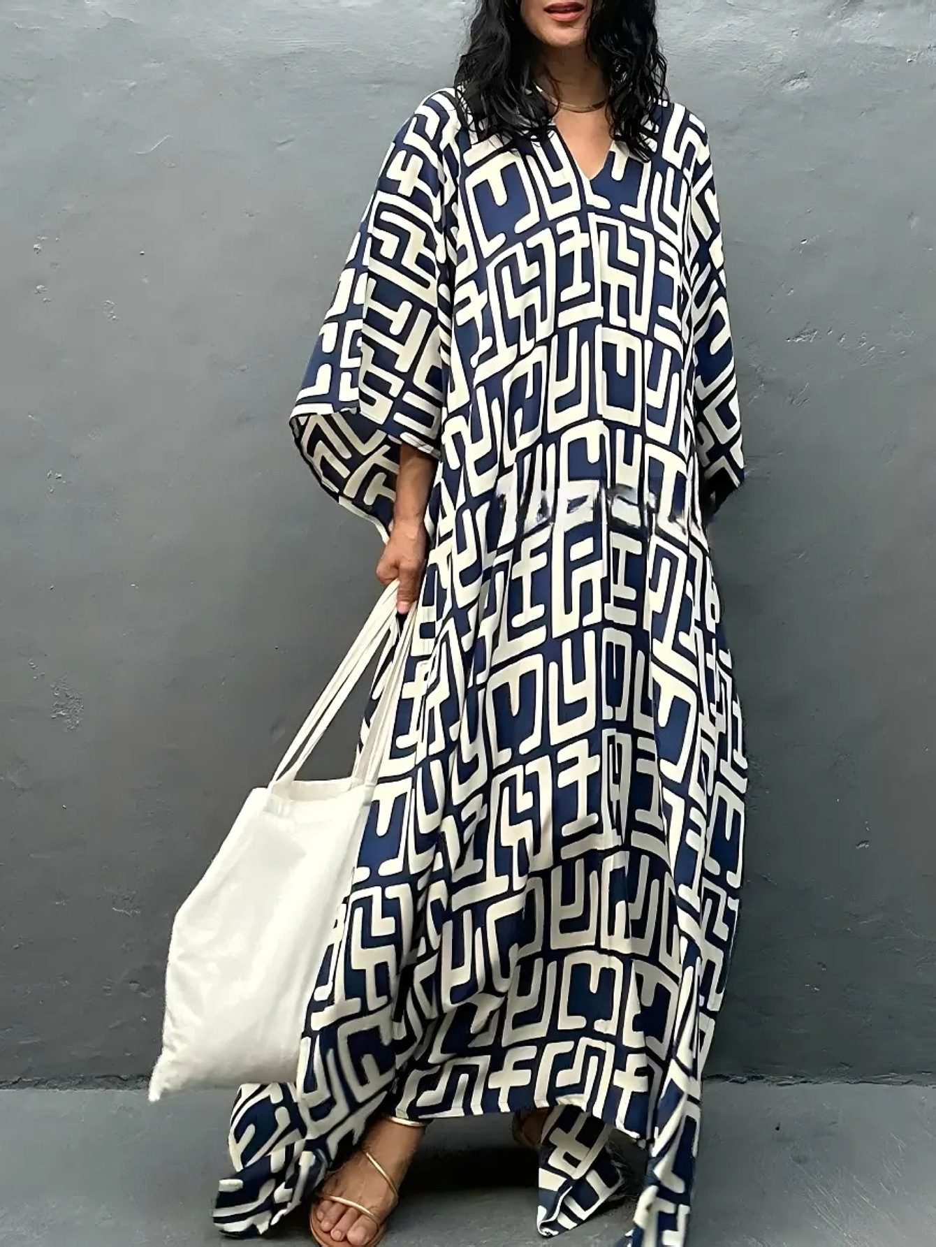 Robes caftans pour femmes, imprimé géométrique, grande taille, couverture de plage pour maillots de bain, col en V, tenues de vacances d'été, livraison directe