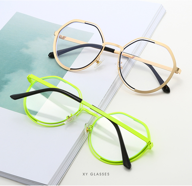 Lunettes rondes hexagonales élégantes, monture légère et tendance rétro, confortables pour une longue tenue, polyvalentes pour tous les tenues