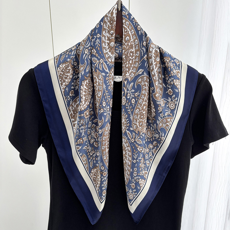 Écharpe carrée en soie pour femmes, style bohème, imprimé floral, foulard en satin, motif de feuilles tropicales, écharpes, bandana, hijab