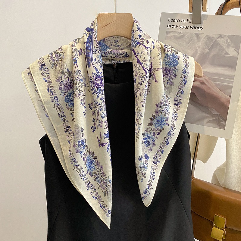 70x70 cm Simple élégance Floral oiseau imprimé foulard en soie lyrique velours Style coréen campagne fleur chaud crème solaire grand châle