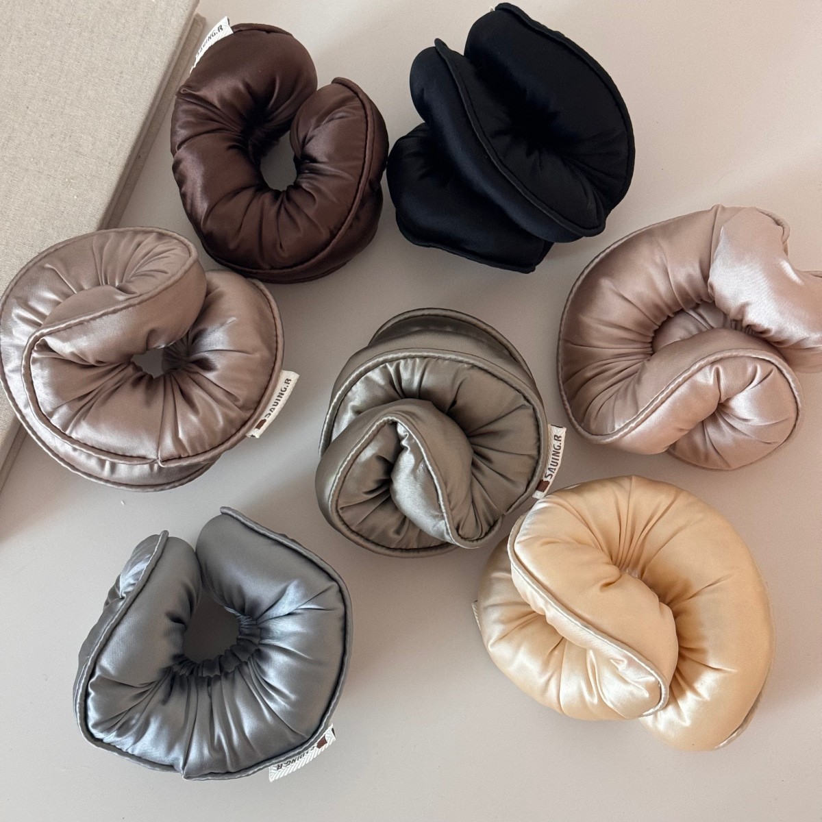 Chouchous élastiques en soie pour femmes et filles, accessoires capillaires pour dormir, outil de coiffure, bouclage sans chaleur