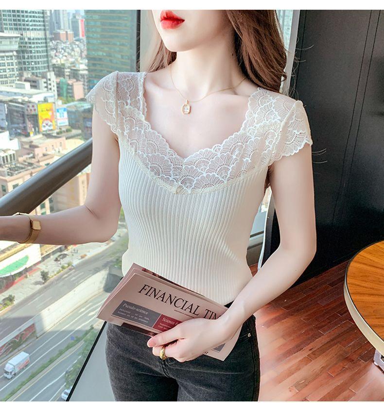 T-shirt à manches courtes en maille épissée pour femme, haut slim et chic, nouveau style, design de tempérament, été 2025