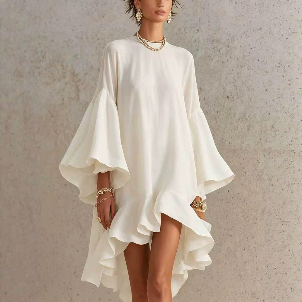 Robe mini élégante en mousseline pour femme, unie, col rond, manches longues évasées, coupe ample, ourlet asymétrique à volants, style chic urbain pour l'été