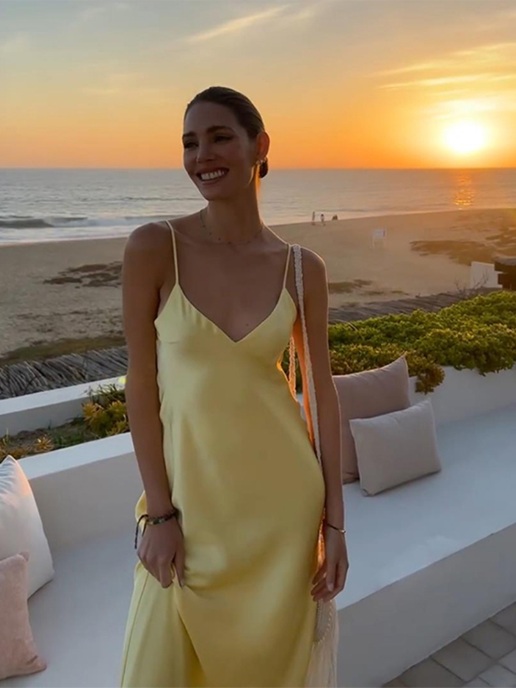 Mode solide tricoté gland Maxi robe à bretelles pour les femmes Chic dos nu sans manches robe d'été vacances plage fête dame Robes