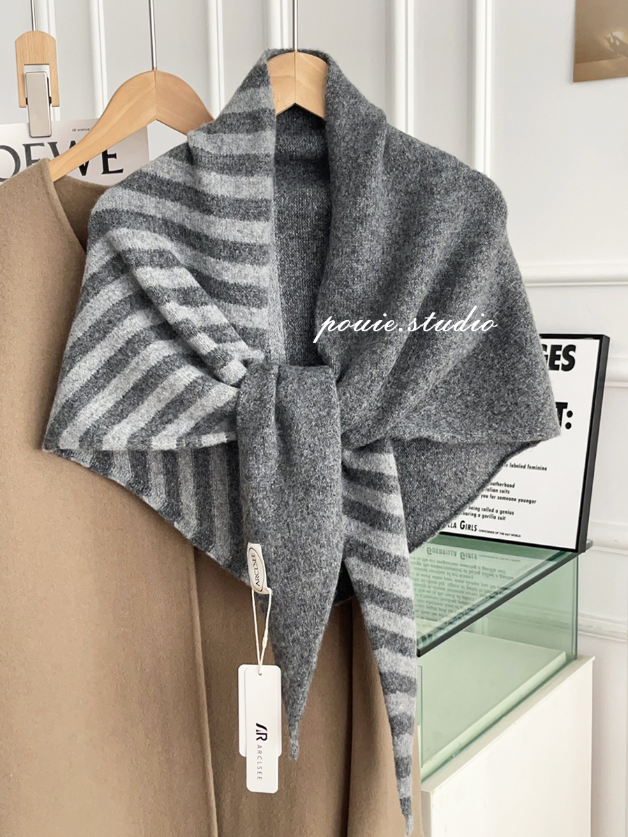 Écharpe triangulaire élargie rayée de couleur haut de gamme, laine rayée, nouveau châle tricoté coréen, écharpe chaude pour femmes, automne hiver