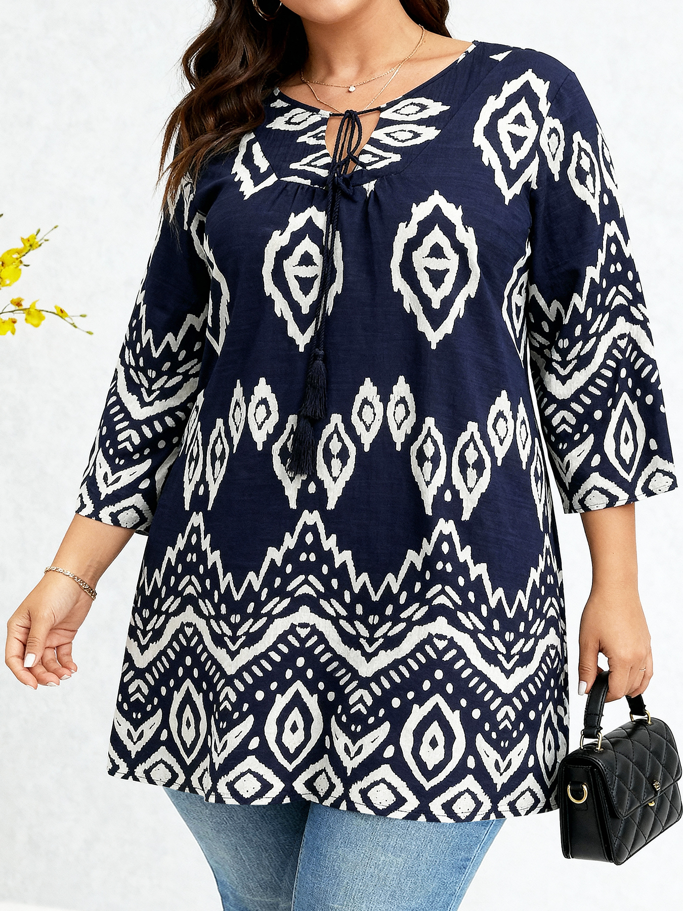Haut imprimé ethnique géométrique pour femmes, grande taille, Style européen, cordon de serrage, col en v, manches 3/4, chemisier (plusieurs couleurs)