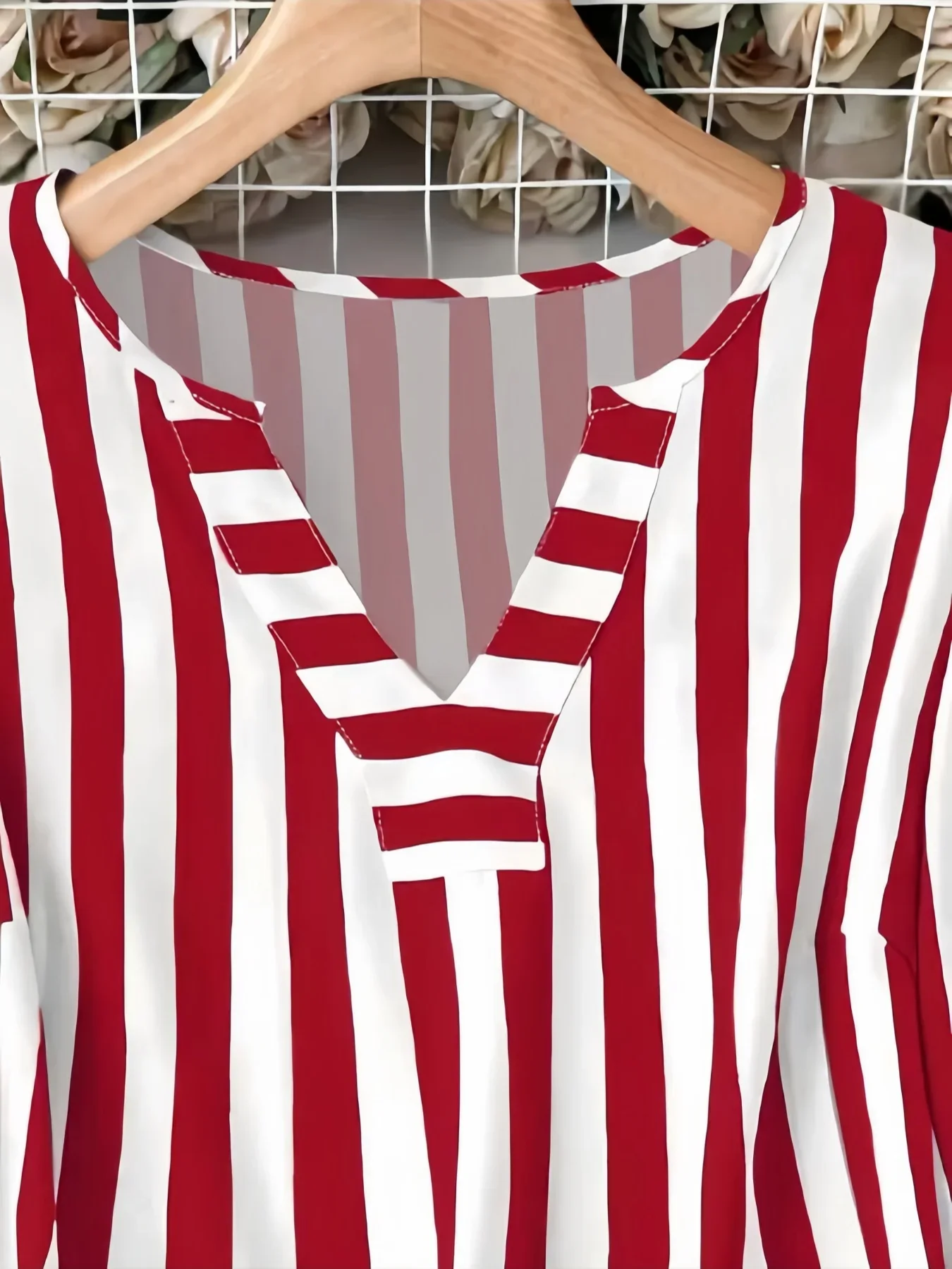Grande taille femme mode printemps Plaid T-shirt col en v pull léger dessus respirants Style européen et américain plage voyage vêtements