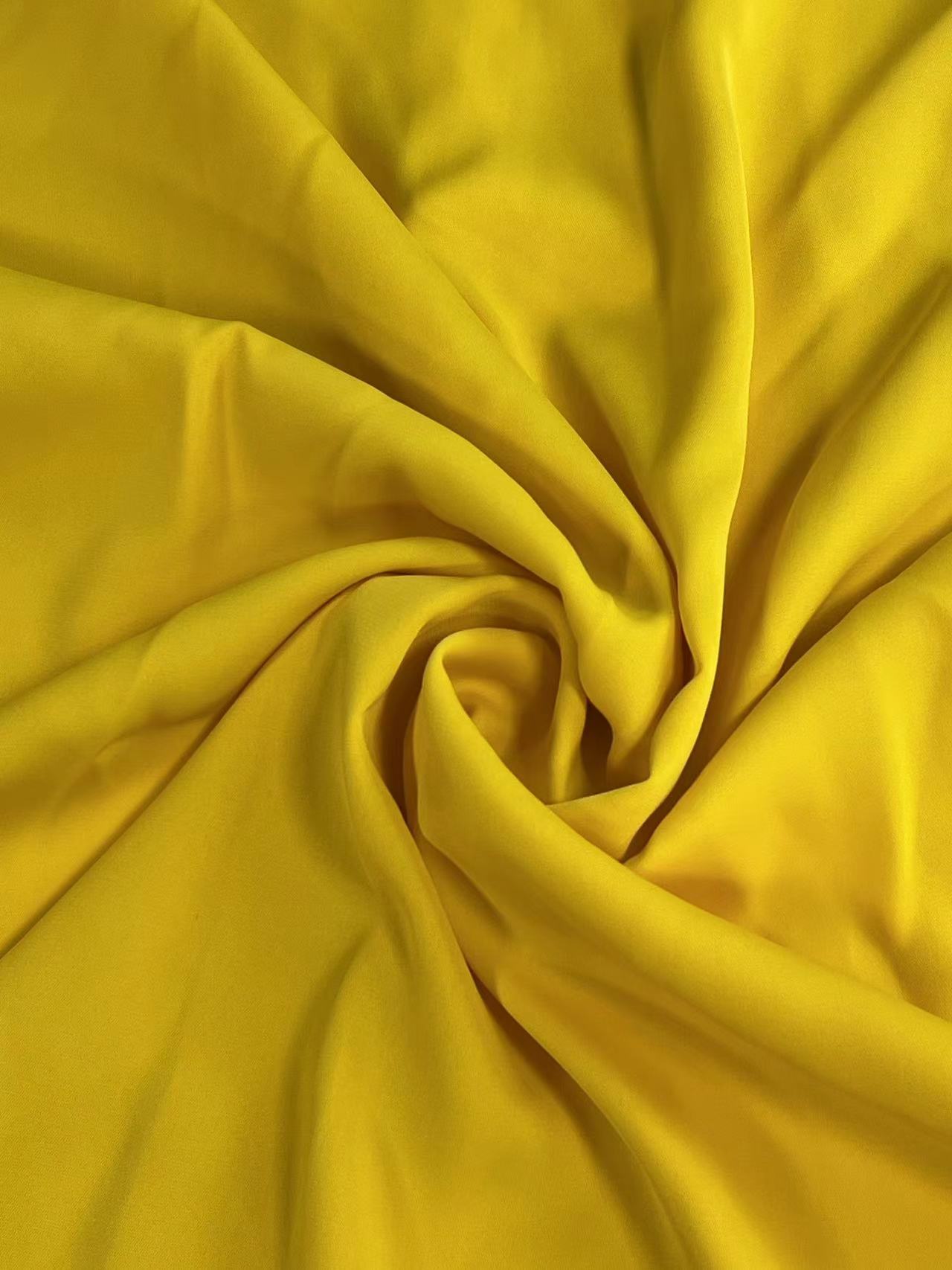 Version coréenne de la nouvelle jupe longue pour femmes, taille élastique, grande taille, taille haute, jupe amincissante avec une large gamme de tailles.