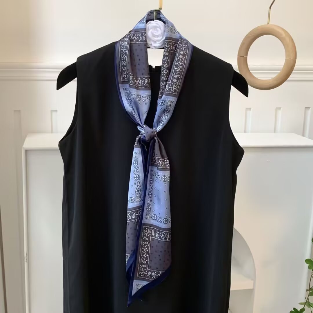 Nouveau Foulard Carré en Soie pour Femme, Bandanas Imprimés Élégants, Bandeau, Hijab de Luxe, Écharpe, Châle Élégant pour Filles