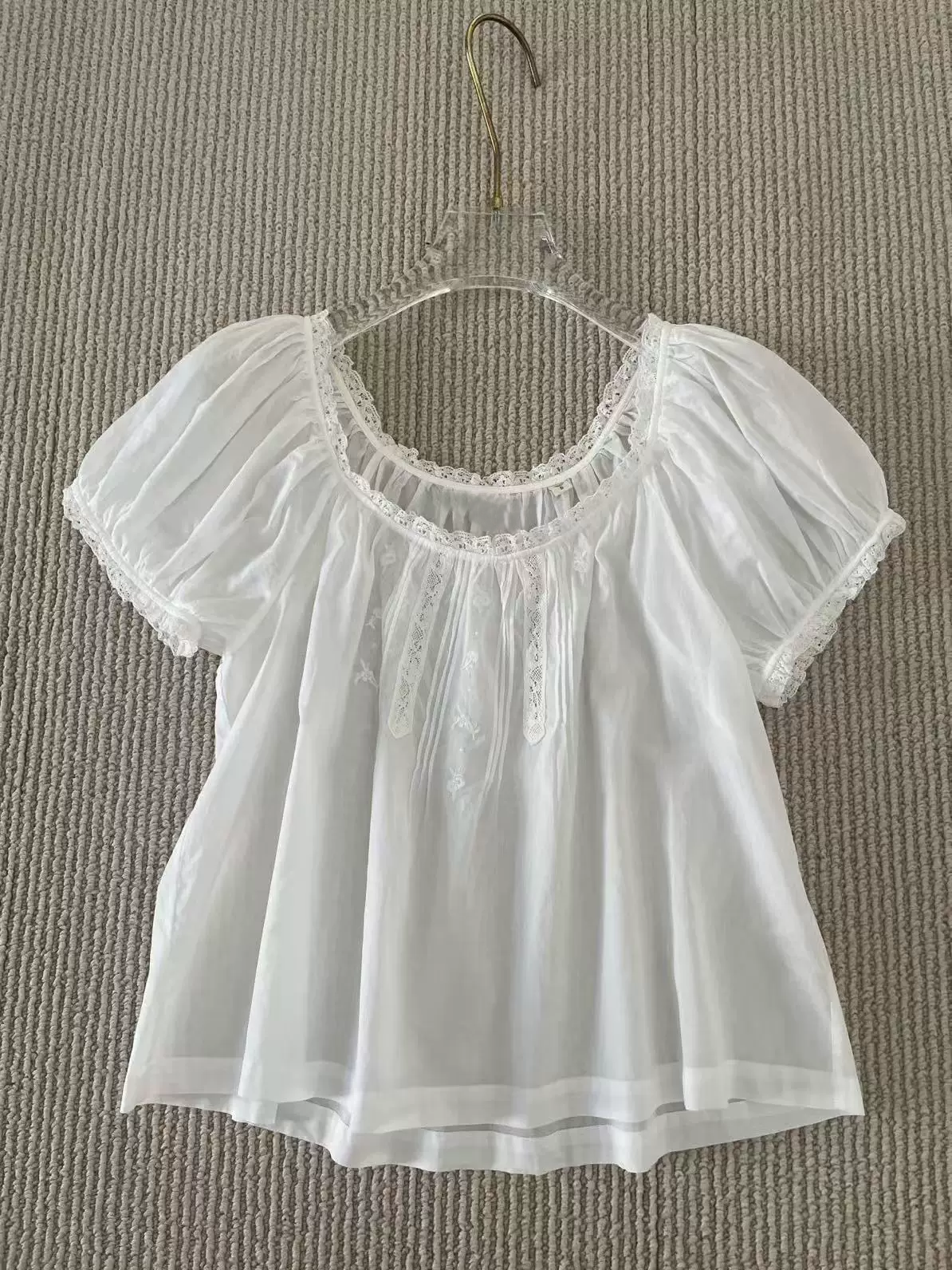Chemisier blanc pour femme avec broderie florale, col rond, manches bouffantes, coupe ample, 100% coton