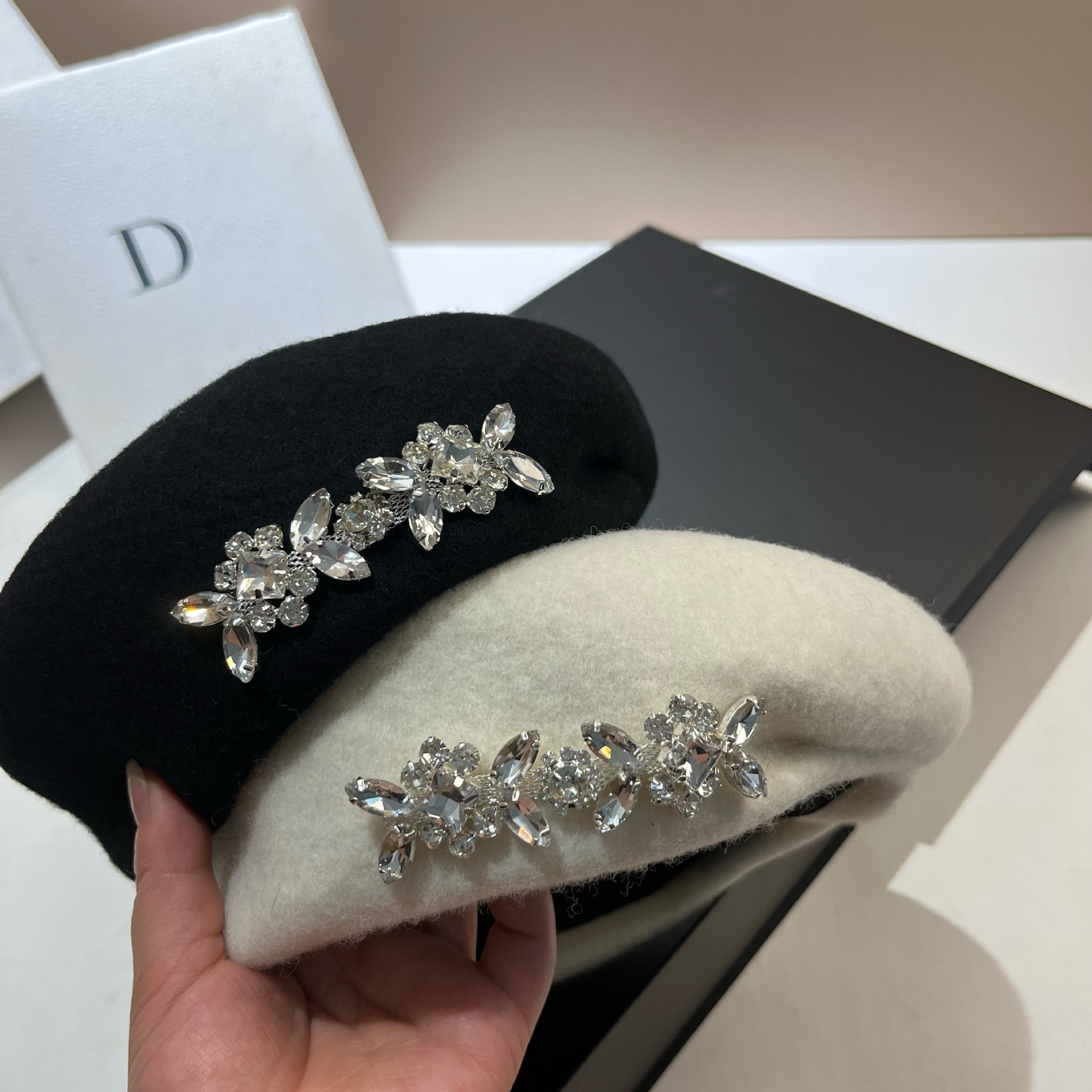 Béret en laine avec biscuits pour femme, bonnet chaud pour femme, chapeau de peintre français, feutre polyvalent pour fille, luxe, extérieur, hiver