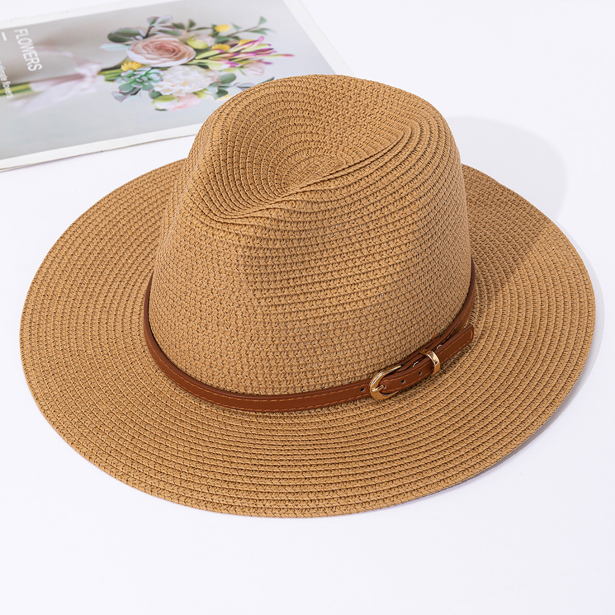 Chapeau de paille Panama, chapeau haut-de-forme jazz féminin, chapeau de protection solaire et pare-soleil tissé à la mode pour hommes et femmes, printemps et été