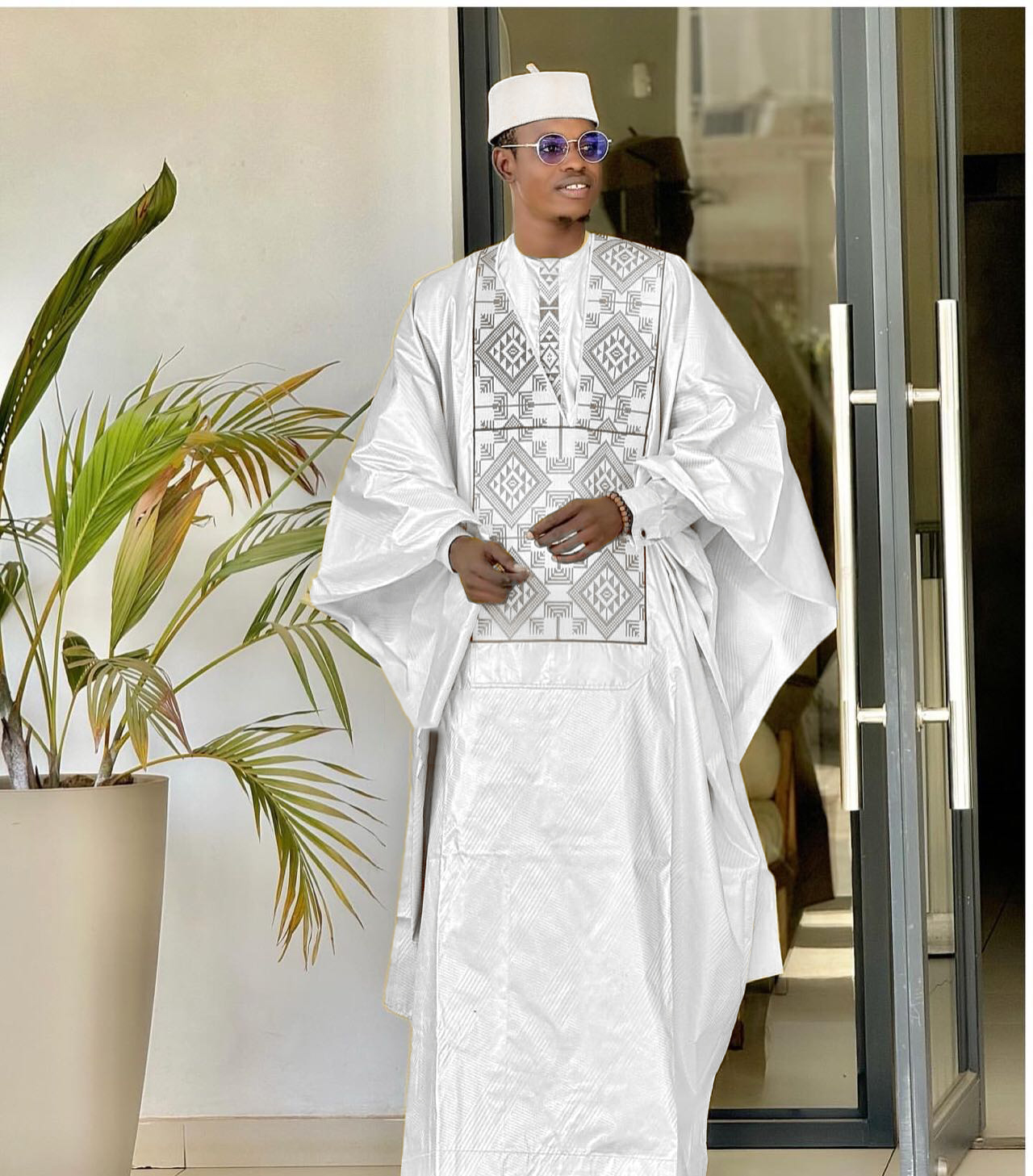 Vêtements africains pour hommes, ensemble traditionnel Bazin Riche brodé, haut à manches longues, 3 pièces