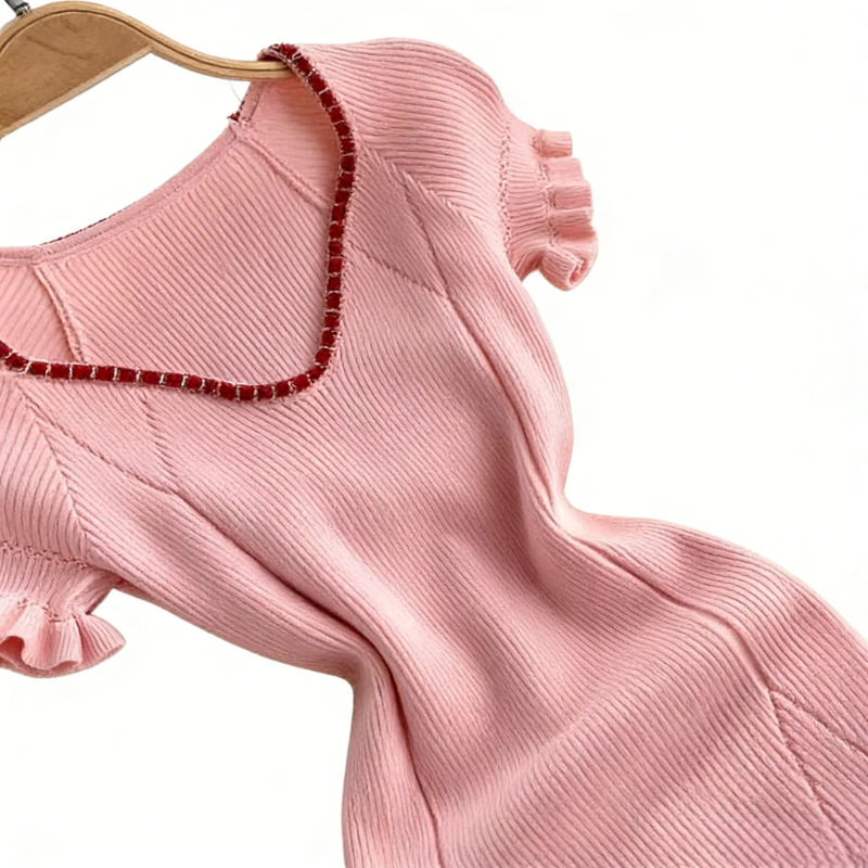 Robe mini moulante décontractée pour femme, rose, à manches courtes, col en V, avec volants, en tricot côtelé extensible, idéale pour les soirées et les clubs