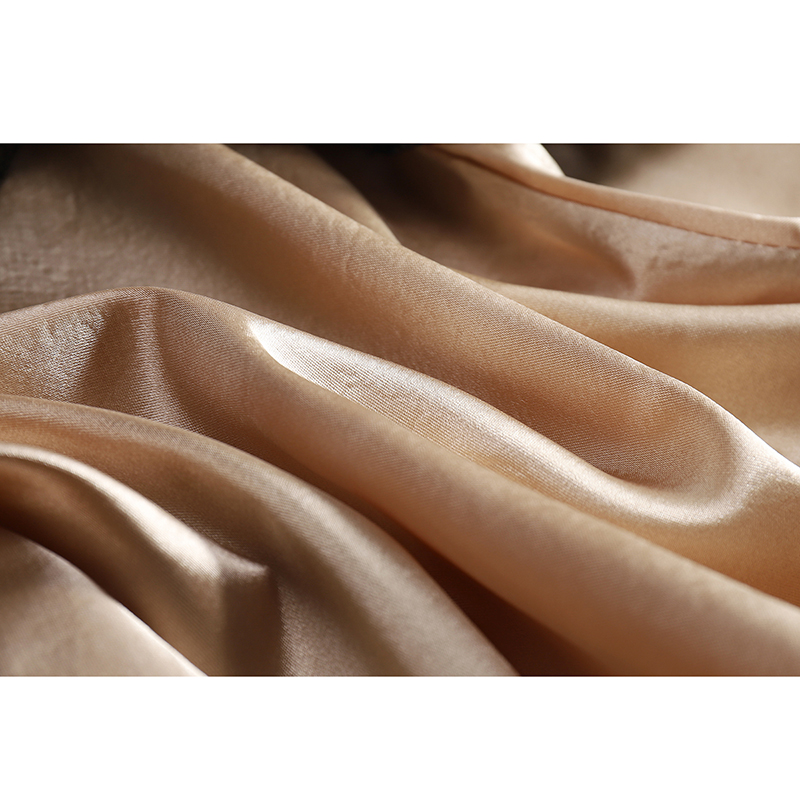 Sexy dentelle Spaghetti sangle haut femmes licou col en V basique Cami sans manches Satin soie débardeurs été Camisole grande taille
