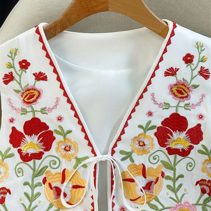 Nouveauté 2026 Gilet sans manches pour femme Printemps-Été, style chinois brodé, rétro, avec broderie de style industriel lourd