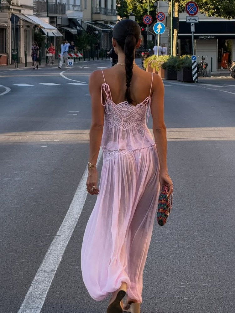 Ensemble deux pièces bohème pour femme en dentelle ajourée, décontracté, avec haut court à bretelles et volants et bas plissé taille haute, pour l'été 2026 et les vacances à la plage