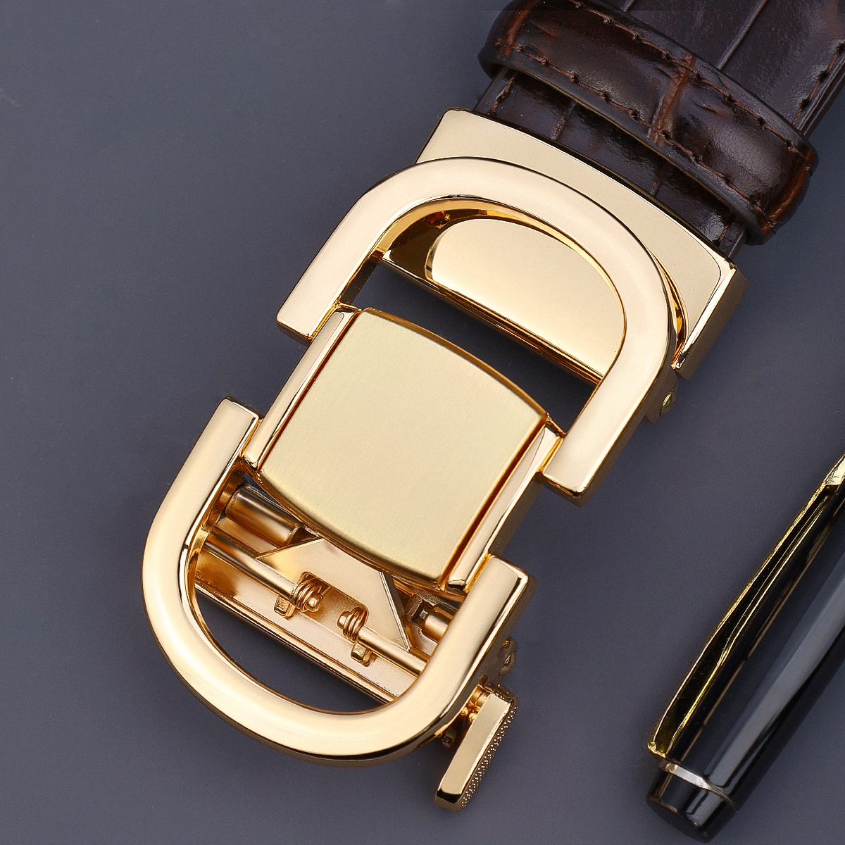 Ceinture pour homme en matériau de qualité supérieure, ceinture de marque de luxe décontractée et tendance, ceinture polyvalente pour jeans, ceinture pour homme