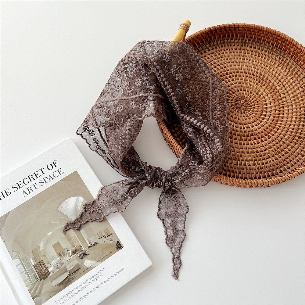Écharpe en dentelle évidée pour femme, foulard de cheveux, hijab triangle, écharpe de cou, élégant, solide, document, mode féminine, présidence