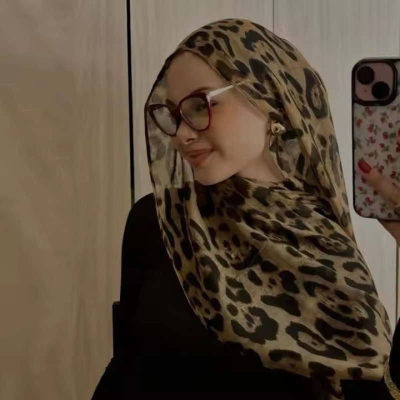 Écharpe légère à imprimé léopard pour femme, couvre-chef tendance, hijab, châle en voile de coton pour la saison printemps, automne, hiver
