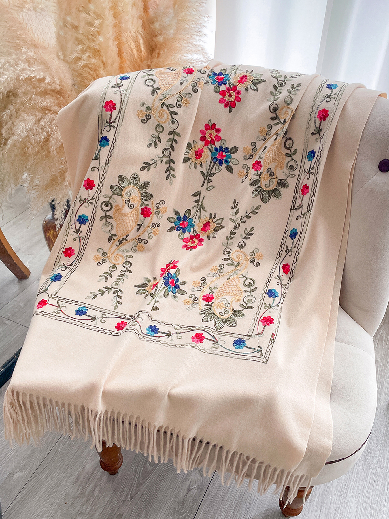 Mode écharpe hiver épais voyage châle enveloppement foulard femmes luxe broder fleur chaud foulard Poncho Pashmina Bufanda
