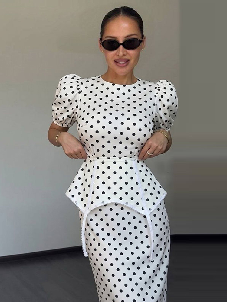 Robe longue élégante rétro pour femme, imprimé pois, manches bouffantes, avec ceinture, ourlet volanté en satin, collection 2026