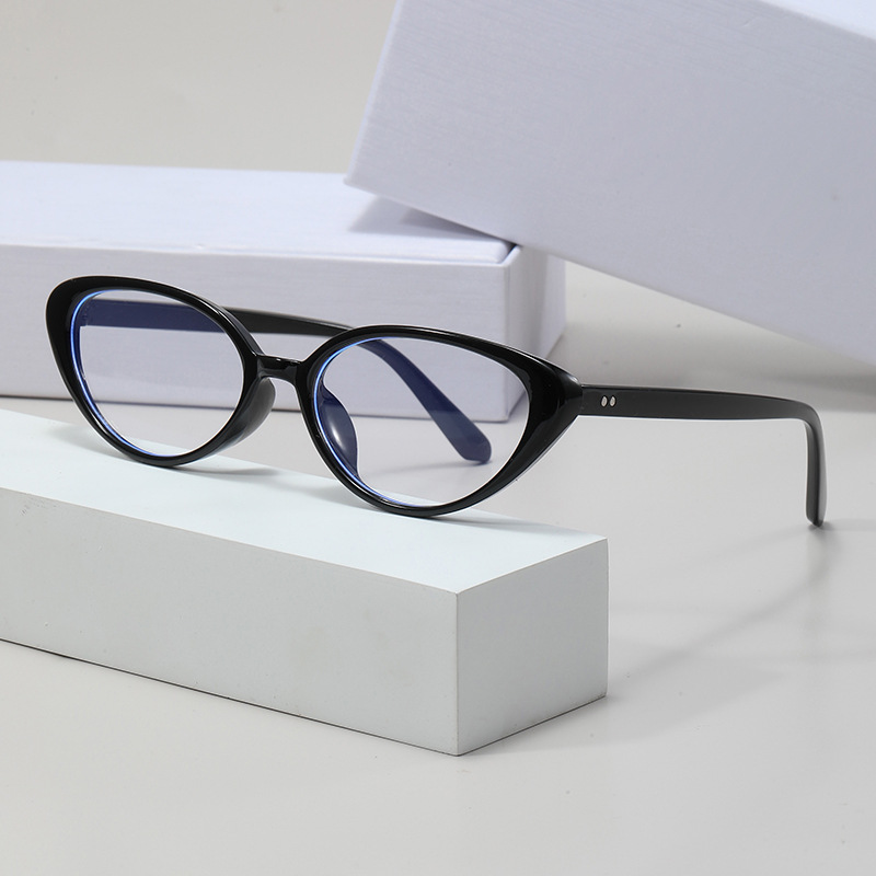 Monture de lunettes œil de chat vintage légère petite monture anti-lumière bleue lunettes sans ordonnance pour femmes lunettes de mode