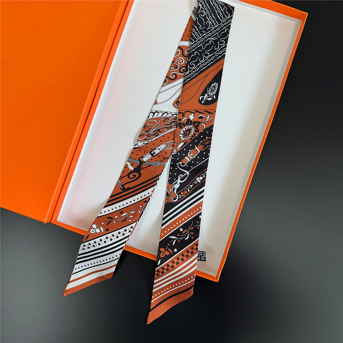 Écharpes en soie décoratives fines et étroites pour femmes, style bandana léger et polyvalent, pour le quotidien, le bureau, les fêtes, les vacances, style bohème