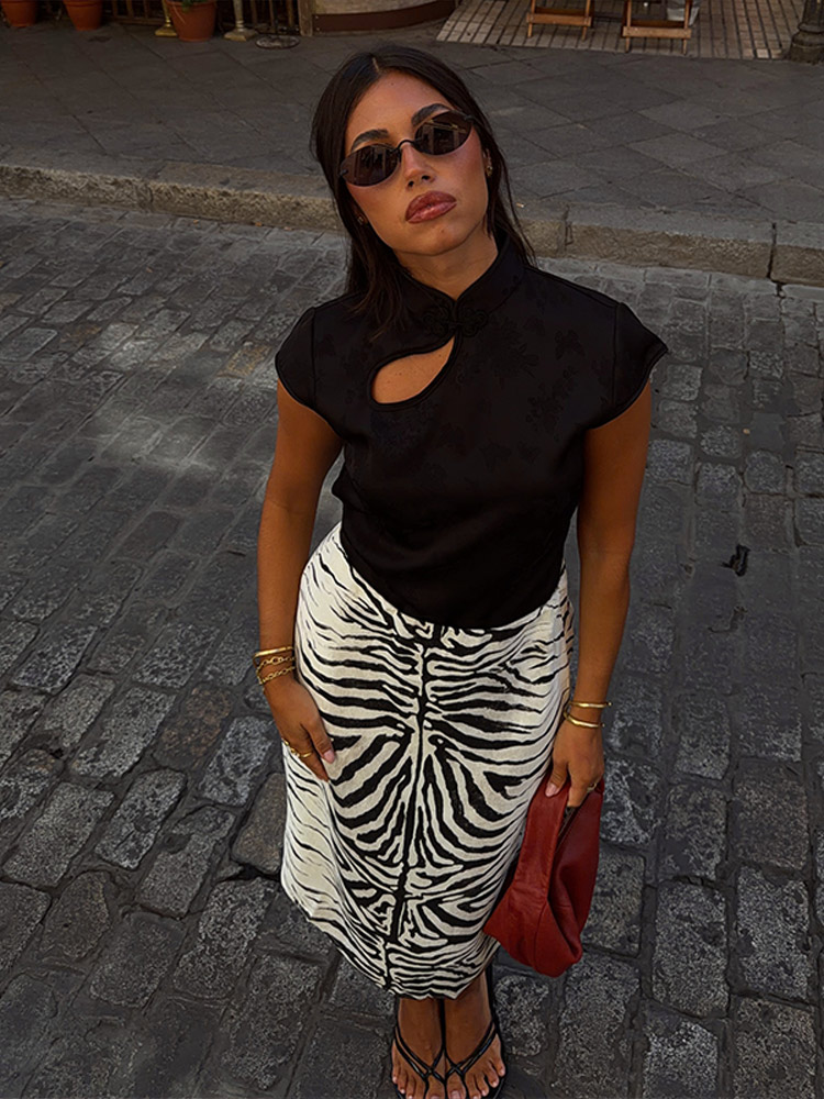 Veste élégante en similicuir pour femme, coupe ample, manches longues, col à revers, fermeture éclair, laçage, style chic, collection automne 2026, couleur unie, vêtement d'extérieur
