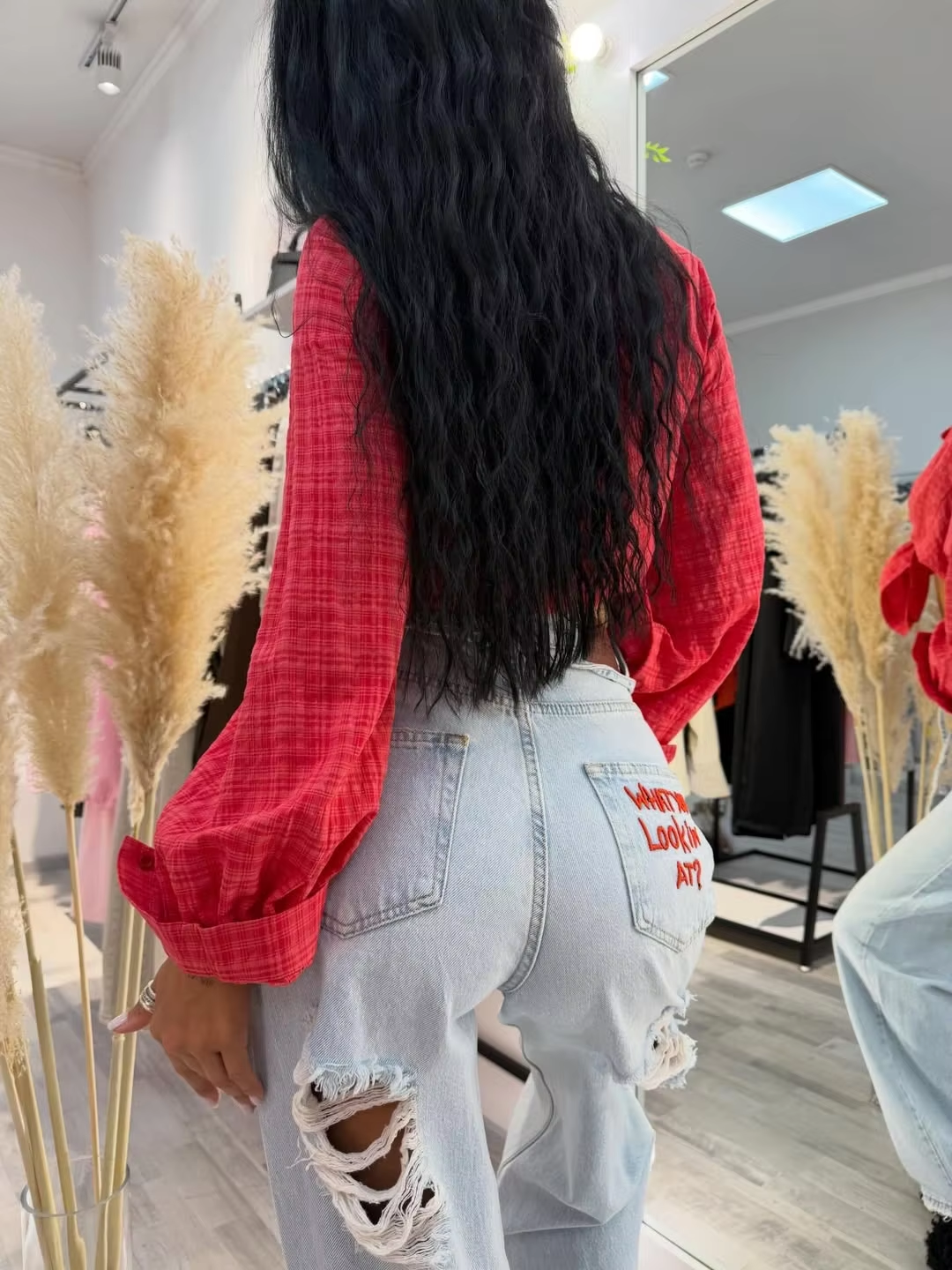 Nouveau jean rétro brodé à lettres pour femmes, taille haute, coupe droite, classique, style hip-hop, confortable, en denim stretch.