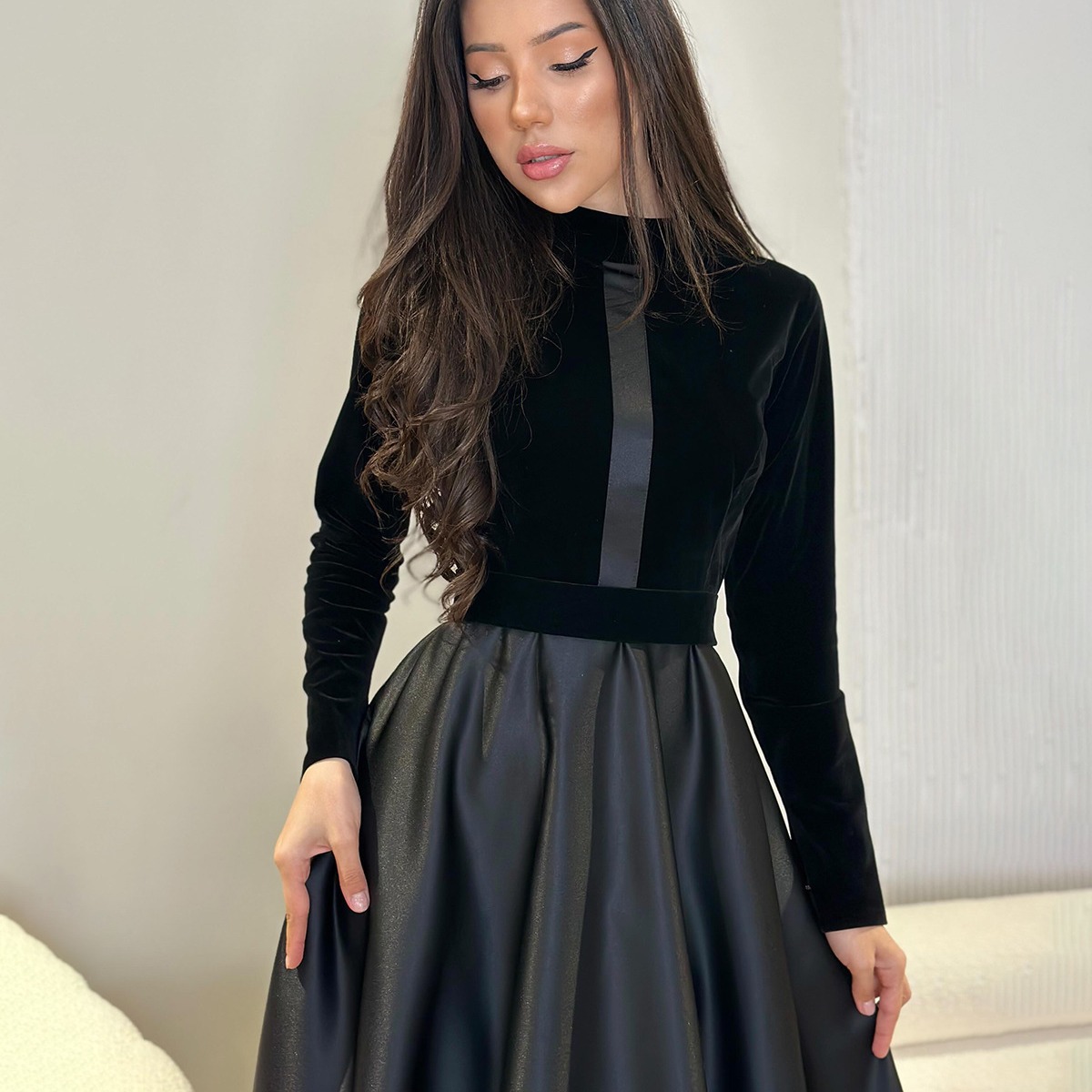 Velours mince Sexy taille robe pour les femmes décontracté solide à manches longues musulman Abayas noir robes musulmanes fête robes de soirée nouveau