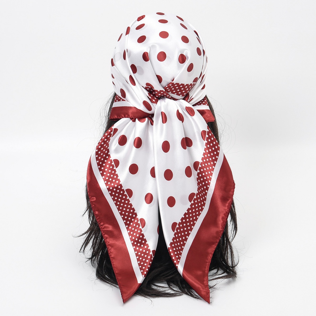 Foulard carré en satin à pois pour femmes, bandanas en satin, foulards de cou, couvre-chef en soie pour cheveux